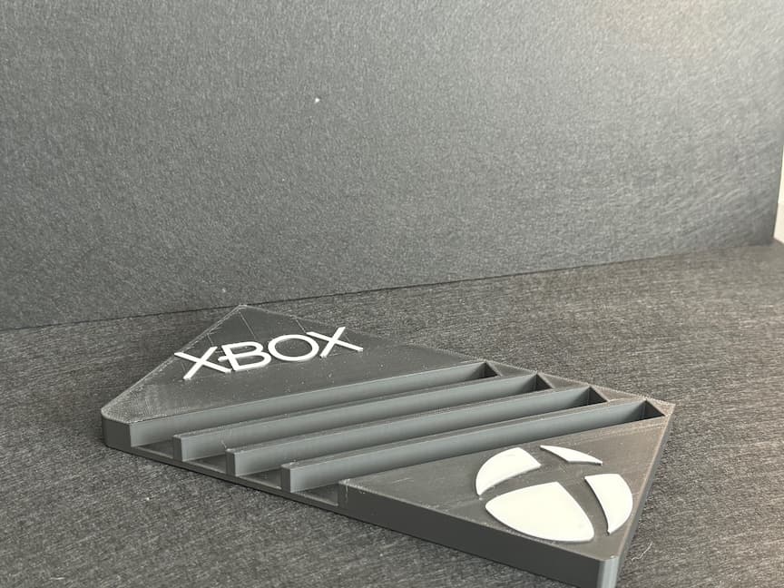 Game display with games